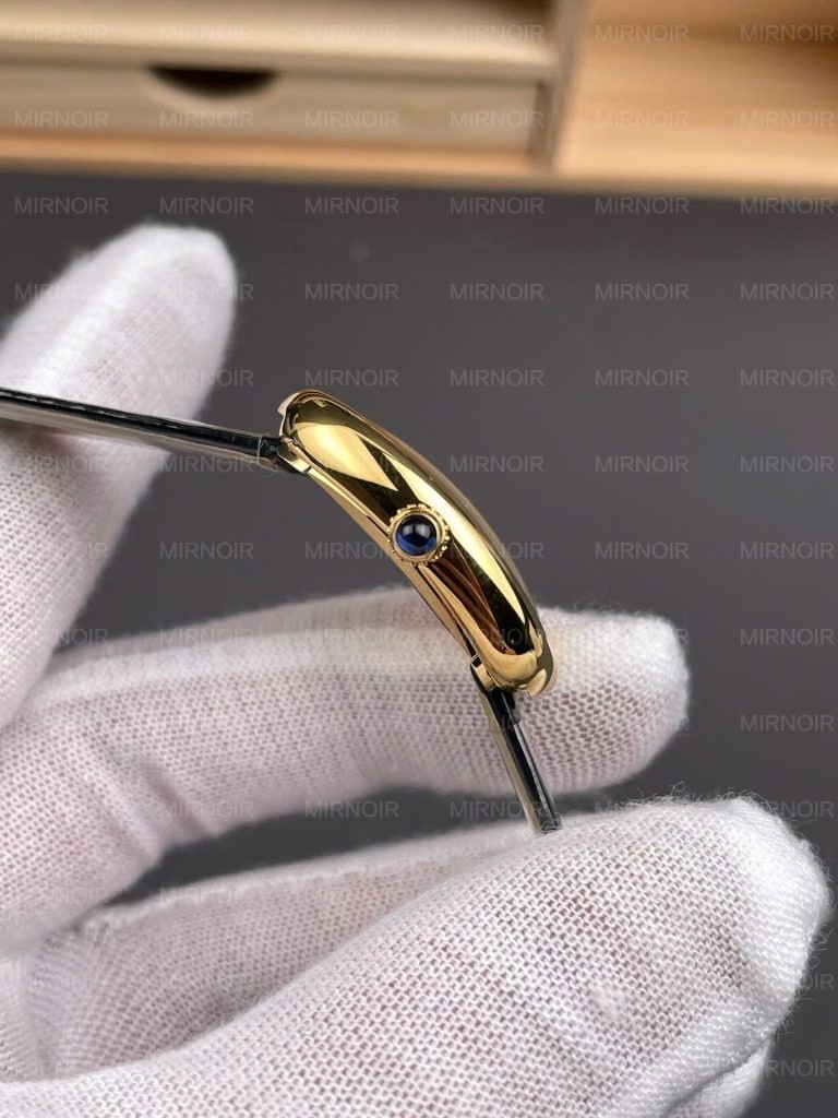 Dong-Ho-Cartier-Baignoire-WGBA0017-Replica-Cao-Cap-Nu-Day-Da-AF-Factory-246x187mm-3-768x1024.jpg