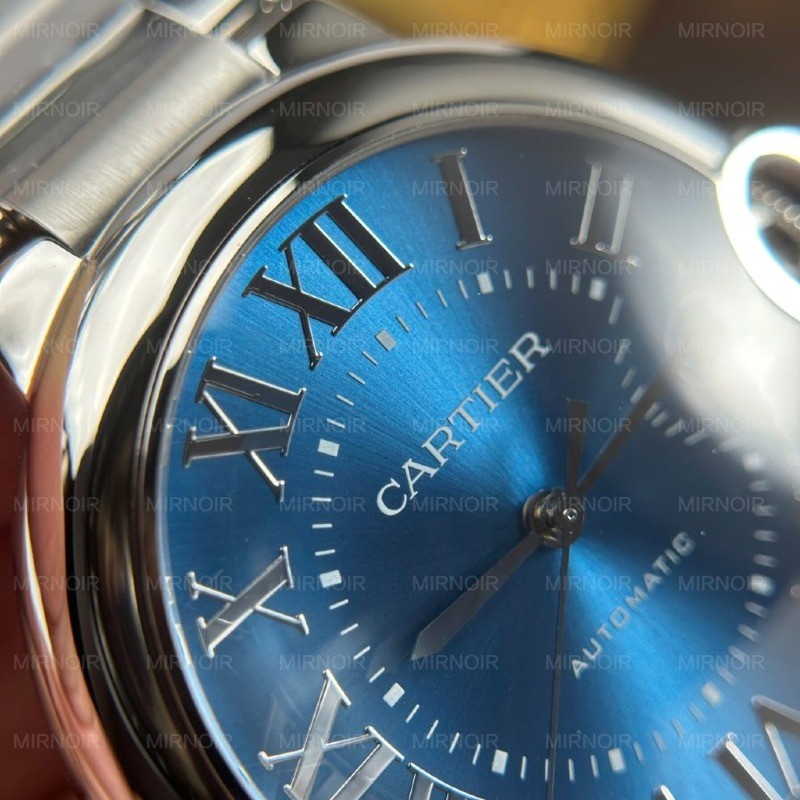 Dong-Ho-Cartier-Ballon-Bleu-Replica-11-Mat-Xanh-Duong-Day-Kim-Loai-Xuong-AF-40mm-2-1024x1024.jpg