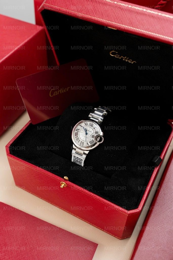 Dong-Ho-Cartier-Ballon-Bleu-W6920046-Replica-11-Mat-Trang-Day-Kim-Loai-Nha-May-AF-36mm-1-683x1024.jpg