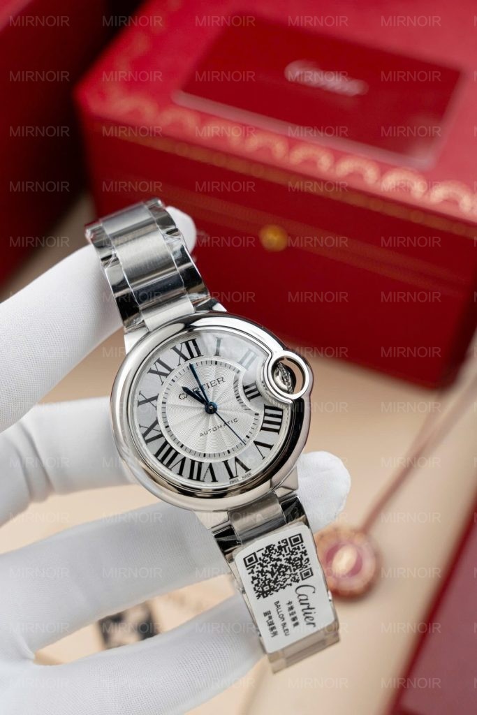Dong-Ho-Cartier-Ballon-Bleu-W6920046-Replica-11-Mat-Trang-Day-Kim-Loai-Nha-May-AF-36mm-9-683x1024.jpg