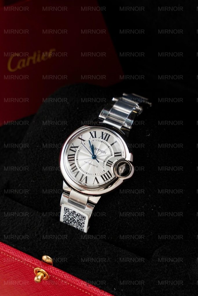 Dong-Ho-Cartier-Ballon-Bleu-W6920046-Replica-11-Mat-Trang-Day-Kim-Loai-Nha-May-AF-36mm-12-683x1024.jpg