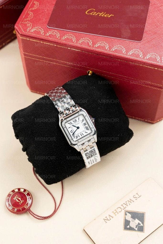 Dong-Ho-Cartier-Panthere-W2PN0007-Replica-11-Mat-Trang-Vanh-Dinh-Da-27x37mm-4-683x1024.jpg