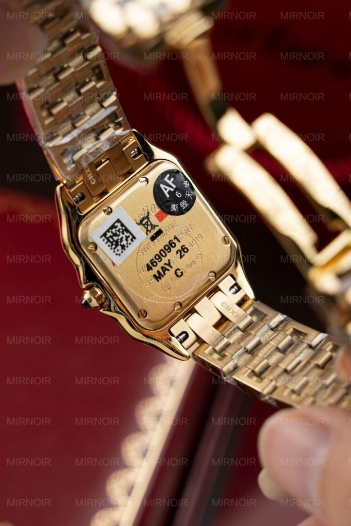 Dong-Ho-Cartier-Panthere-WGPN0009-Replica-11-Ma-Vang-Gold-Mat-Trang-27x37mm-3-683x1024.jpg