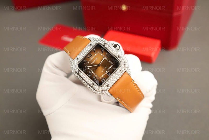 Dong-Ho-Cartier-Santos-Mat-Nau-Che-Tac-Dinh-Kim-Cuong-Moissanite-Nha-May-BV-39-3-1024x683.jpg