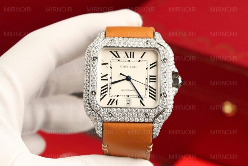 Dong-Ho-Cartier-Santos-Mat-Trang-Che-Tac-Dinh-Full-Kim-Cuong-Moissanite-Nha-May-BV-39-3-1024x683.jpg