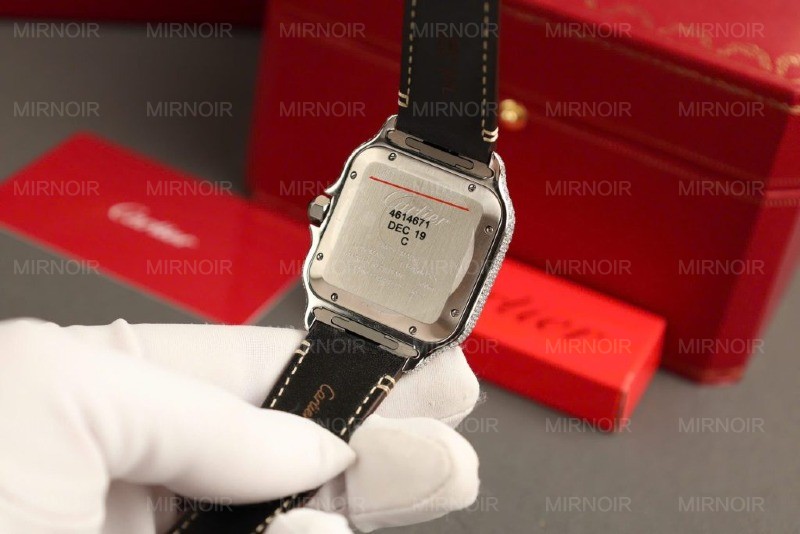 Dong-Ho-Cartier-Santos-Mat-Trang-Che-Tac-Dinh-Full-Kim-Cuong-Moissanite-Nha-May-BV-39-10-1024x683.jpg