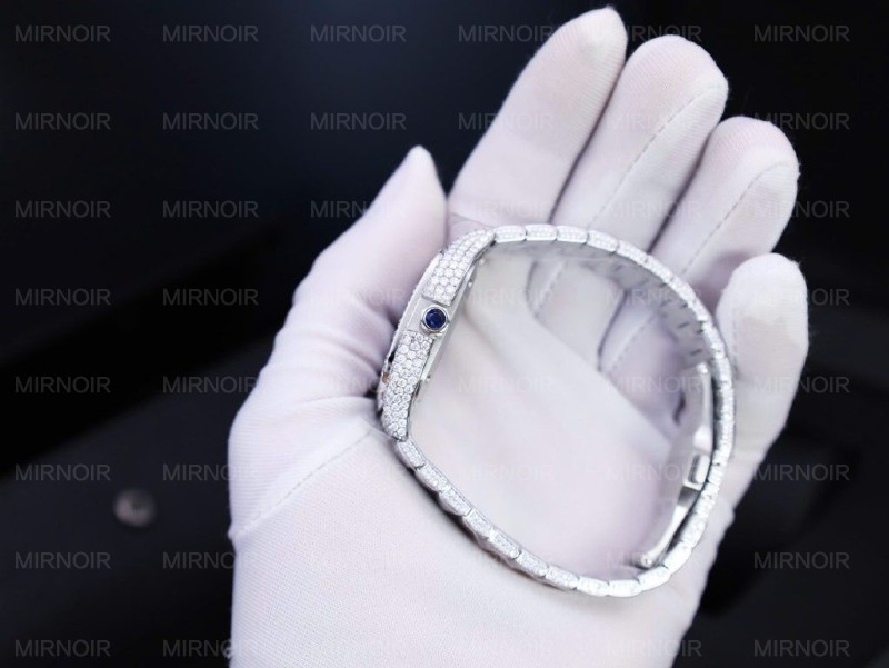 Dong-Ho-Che-Tac-Cartier-Santos-Dinh-Full-Kim-Cuong-Moissanite-Hong-Kong-35mm-7-1024x769.jpg