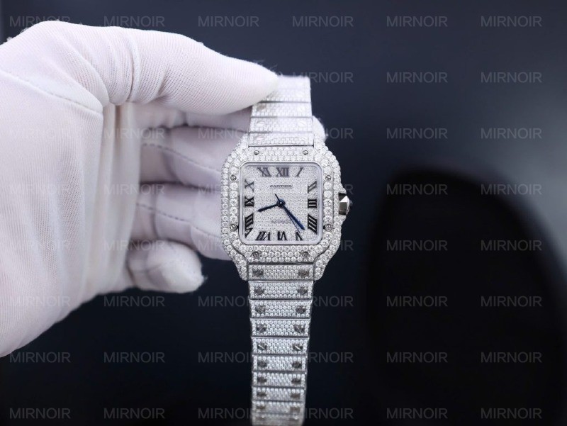 Dong-Ho-Che-Tac-Cartier-Santos-Dinh-Full-Kim-Cuong-Moissanite-Hong-Kong-35mm-10-1024x769.jpg