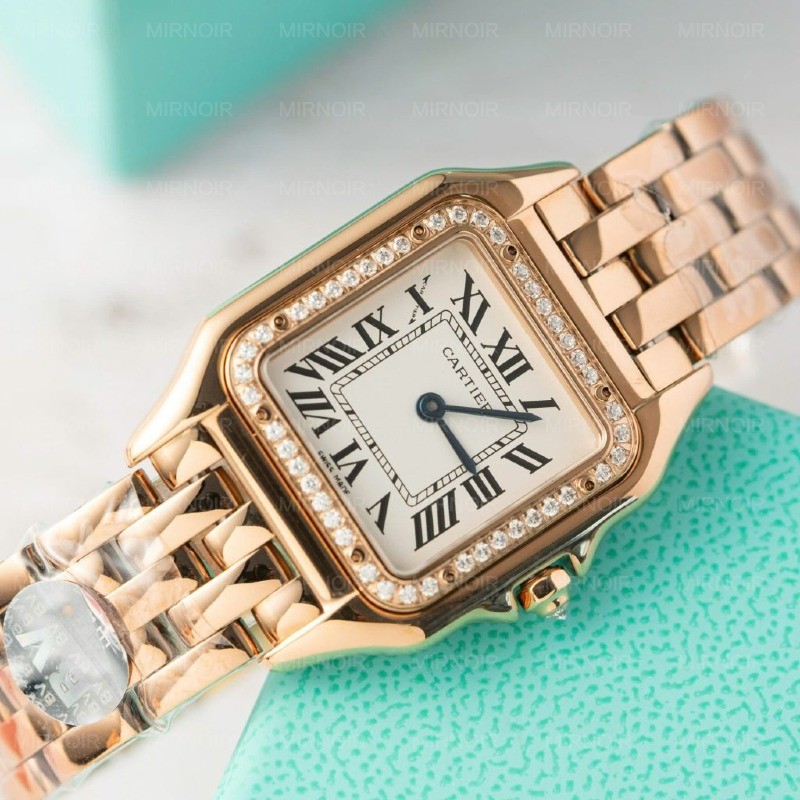 Dong-Ho-Cartier-Panthere-Replica-11-Nu-Mau-Vang-Hong-May-Pin-Thuy-Sy-27mm-5-1024x1024.jpg