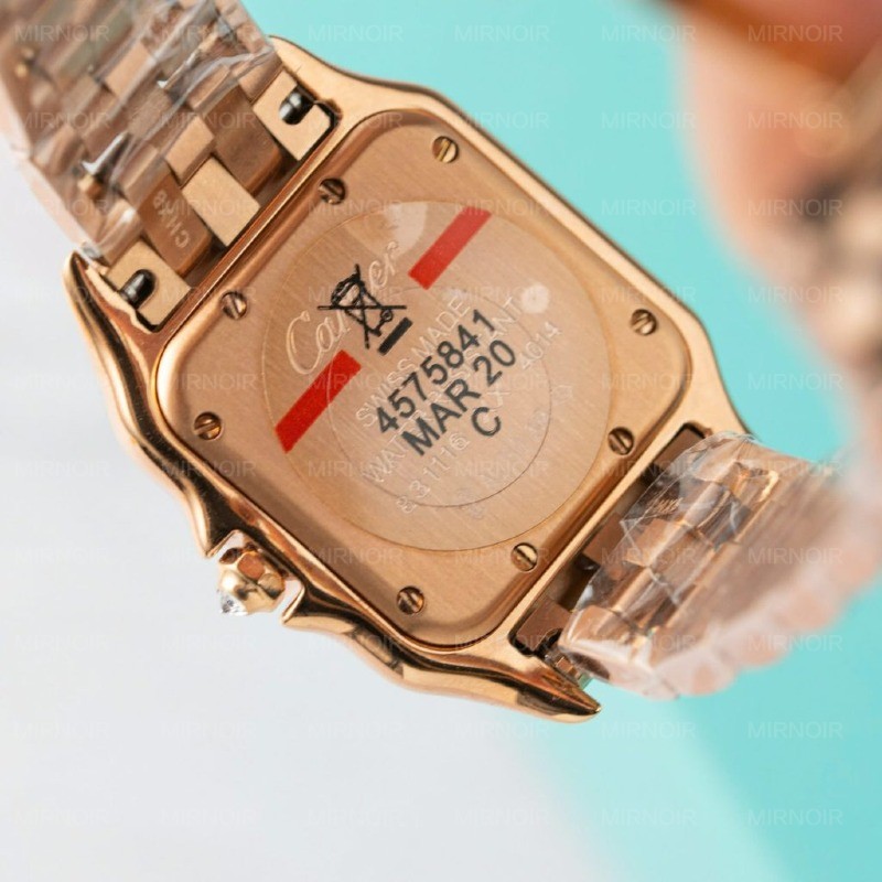 Dong-Ho-Cartier-Panthere-Replica-11-Nu-Mau-Vang-Hong-May-Pin-Thuy-Sy-27mm-7-1024x1024.jpg