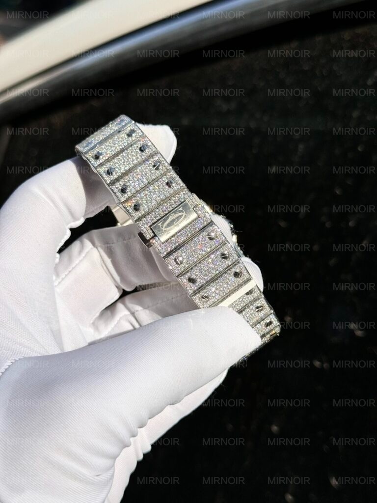 Dong-Ho-Cartier-Santos-Dinh-Full-Kim-Cuong-Moissanite-Hong-Kong-39-2-768x1024.jpg