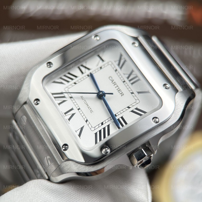 Dong-Ho-Cartier-Santos-WSSA0029-Replica-11-Nu-Mat-Trang-May-Thuy-Sy-Nha-May-BV-35mm-10.jpg