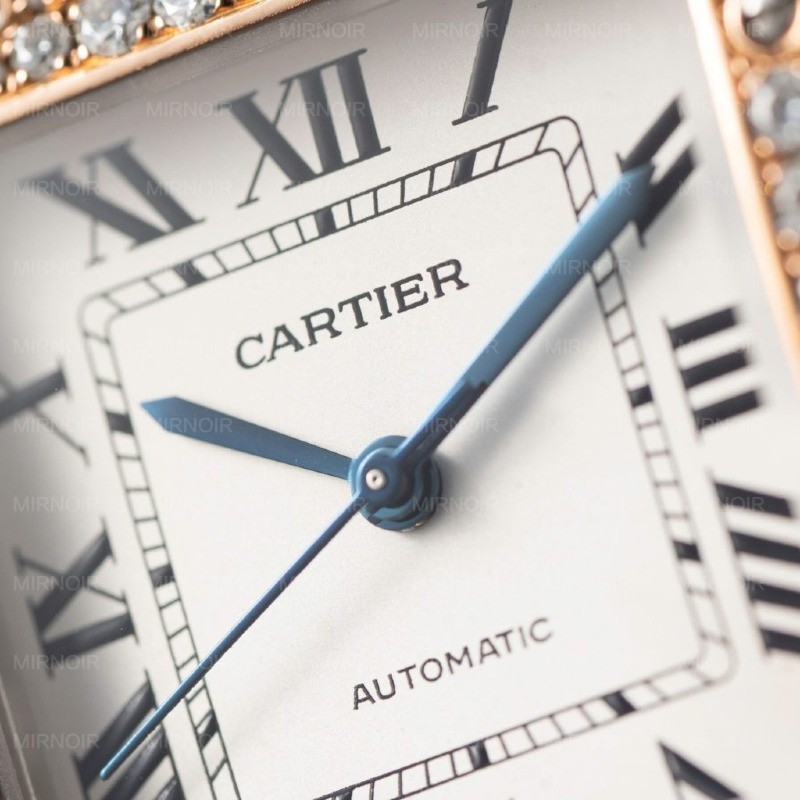 Dong-Ho-Cartier-Santos-Nu-Che-Tac-Full-Kim-Cuong-Moissanite-Hong-Kong-35mm-5-1024x1024.jpg