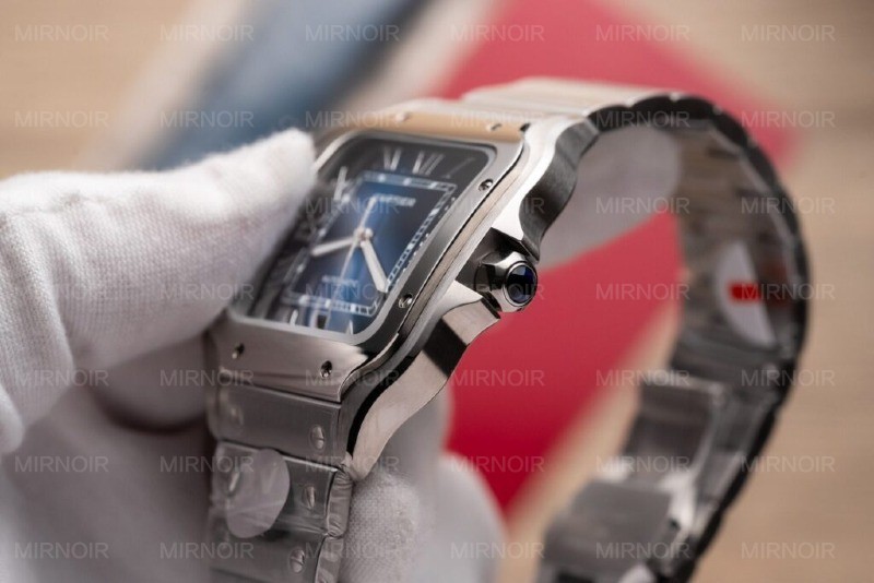 Dong-Ho-Cartier-Santos-de-Cartier-WSSA0013-Rep-11-Blue-Dial-BV-39-2-1024x683.jpg