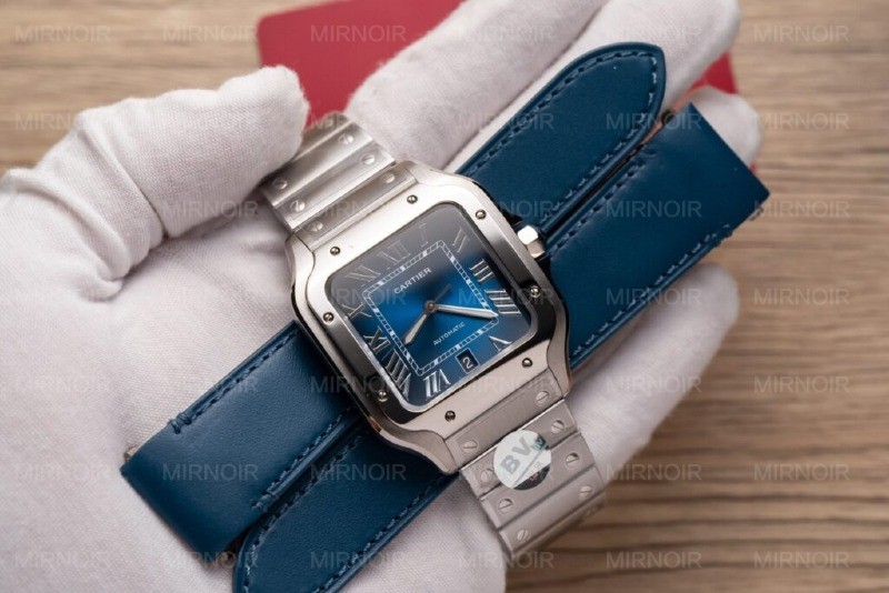 Dong-Ho-Cartier-Santos-de-Cartier-WSSA0013-Rep-11-Blue-Dial-BV-39-9-1024x683.jpg