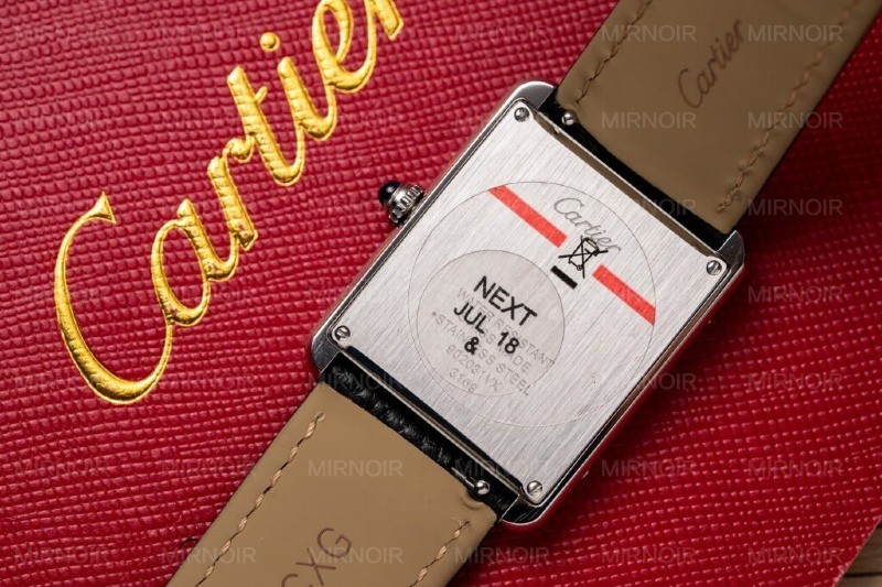 Dong-Ho-Cartier-Tank-Must-W4TA0017-Replica-11-Dinh-Da-33.7x25-5-1024x682.jpg