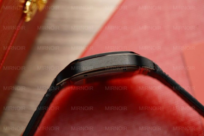 Dong-Ho-Cartier-Santos-De-Cartier-WSSA0039-Replica-11-BVF-39-7-1-1024x683.jpg