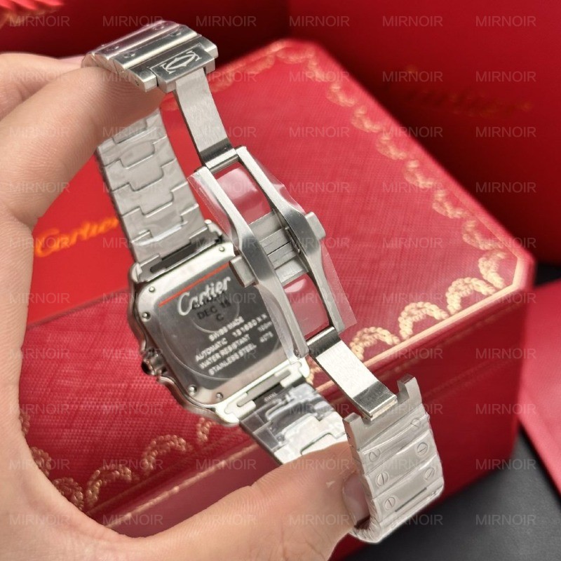 Dong-Ho-Cartier-Nu-Che-Tac-Santos-WSSA0063-Mat-Xanh-Blue-35mm-7-1024x1024.jpg