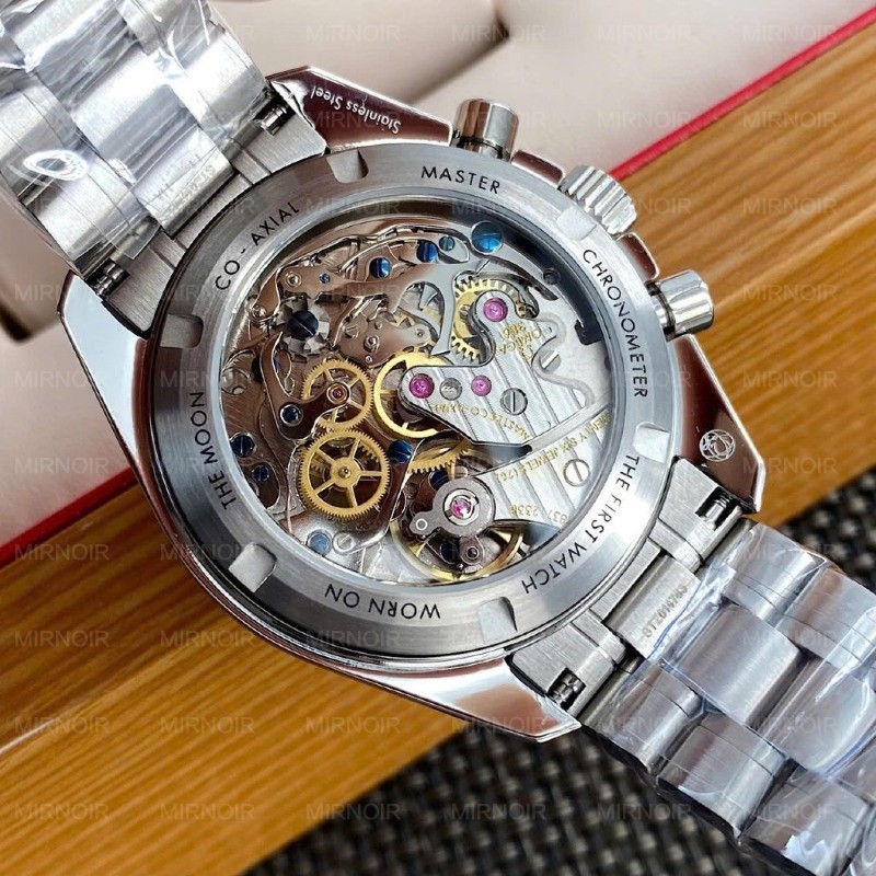Dong-Ho-Omega-Speedmaster-Moonwatch-Professional-Replica-11-Mat-Trang-Day-Kim-Loai-42mm-3-1024x1024.jpg