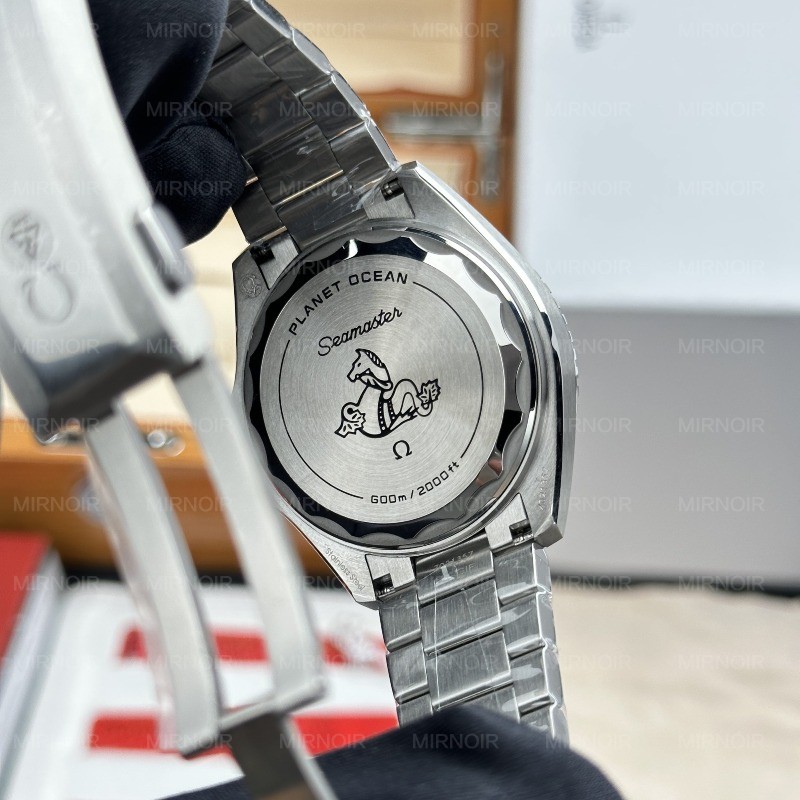 Dong-Ho-Omega-Seamaster-Planet-Ocean-600M-Replica-11-Mat-Den-Vien-Gom-Xanh-Duong-42mm-4-scaled.jpg