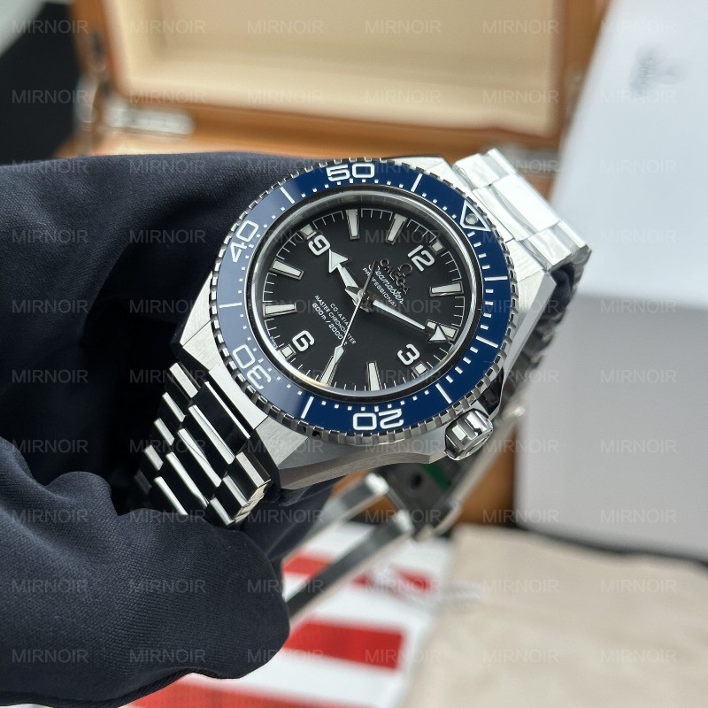 Dong-Ho-Omega-Seamaster-Planet-Ocean-600M-Replica-11-Mat-Den-Vien-Gom-Xanh-Duong-42mm-11-scaled.jpg