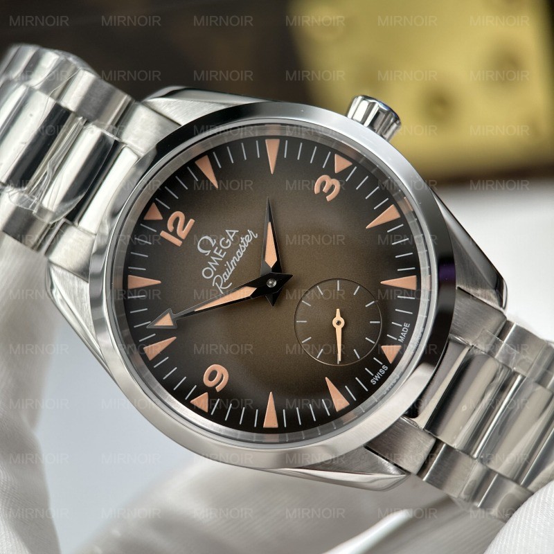 Dong-Ho-Omega-Seamaster-Railmaster-Replica-11-Mat-Nau-Khoi-May-Co-Thuy-Sy-38mm-9.jpg