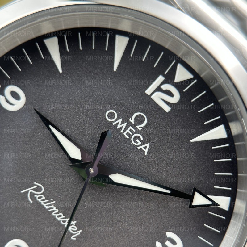 Dong-Ho-Omega-Seamaster-Co-Axial-Che-Tac-Mat-Xam-Khoi-Day-Kim-Loai-Xuong-VS-41mm-7.jpg