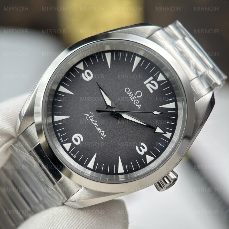 Dong-Ho-Omega-Seamaster-Co-Axial-Che-Tac-Mat-Xam-Khoi-Day-Kim-Loai-Xuong-VS-41mm-9.jpg