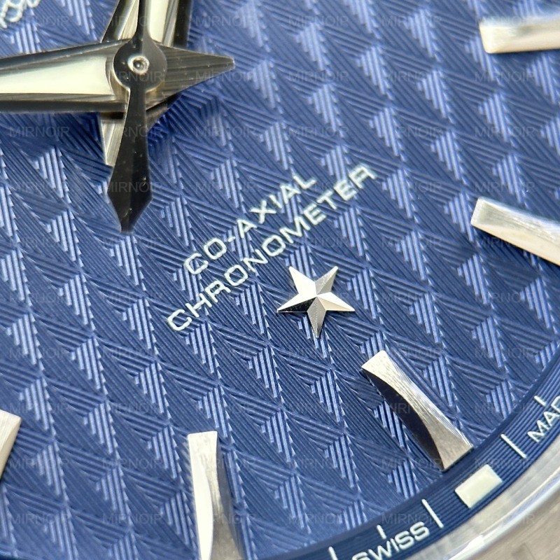 Dong-Ho-Omega-Constellation-Replica-11-Mat-Xanh-Duong-May-Co-Thuy-Sy-38mm-11.jpg