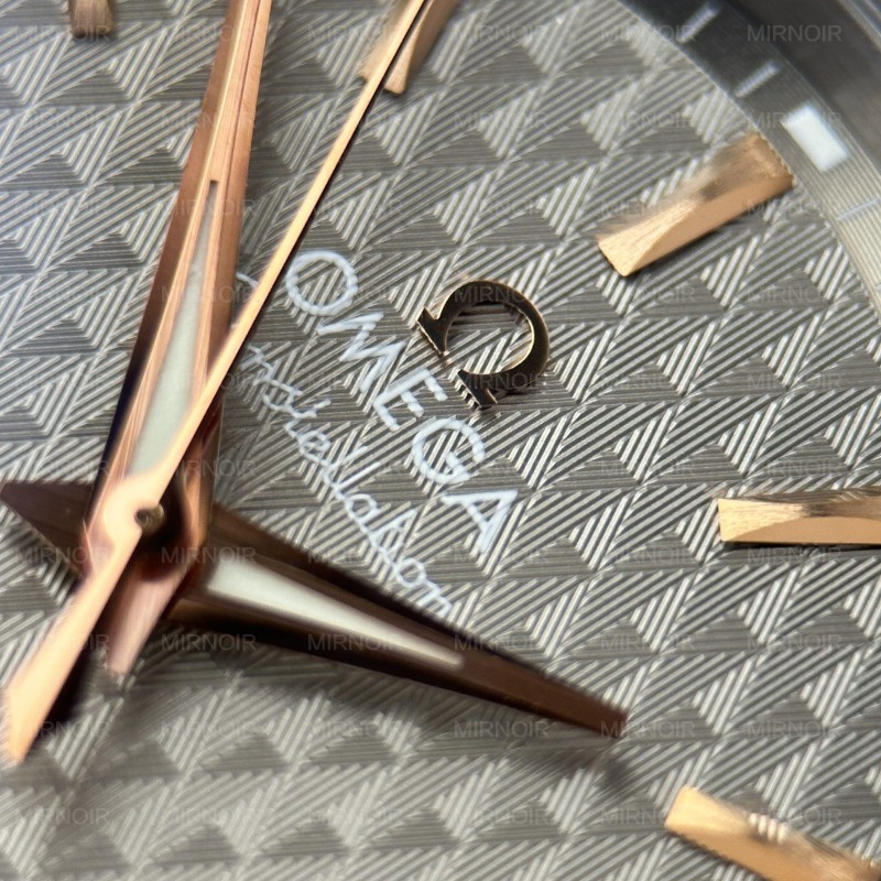 Dong-Ho-Omega-Constellation-Replica-11-Mat-Xam-May-Co-Thuy-Sy-38mm-9.jpg
