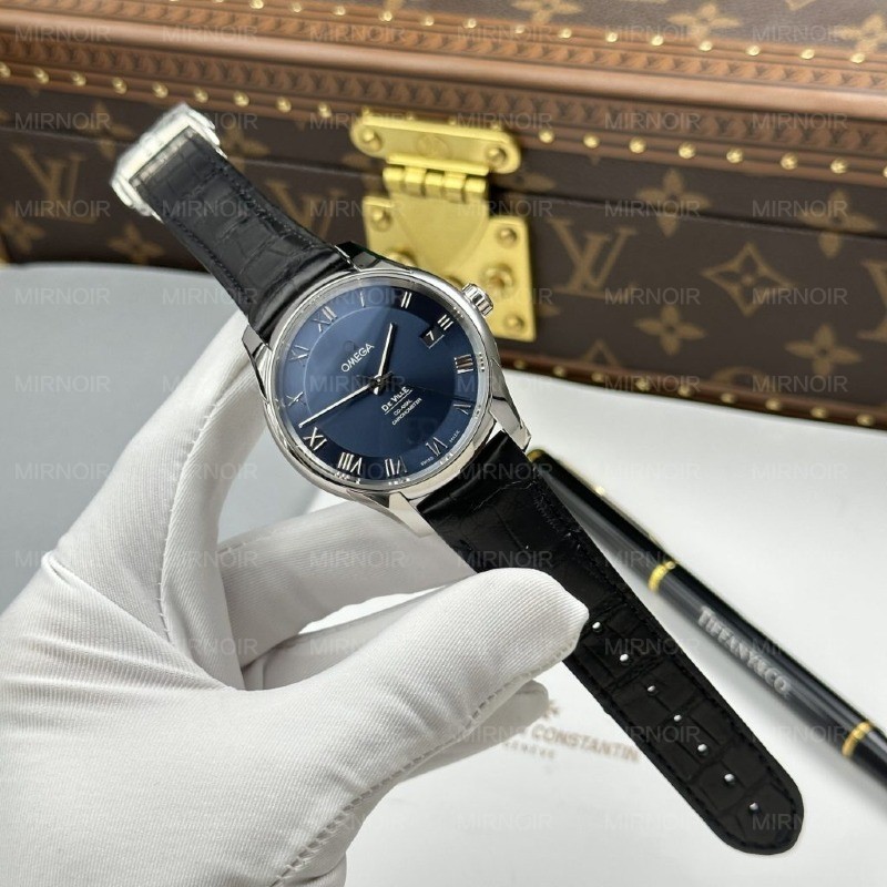 Dong-Ho-Omega-Rep-Cao-Cap-De-Ville-Co-Axial-Chronometer-8500-Mat-Xanh-Duong-Day-Da-41mm-1-1024x1024.jpg