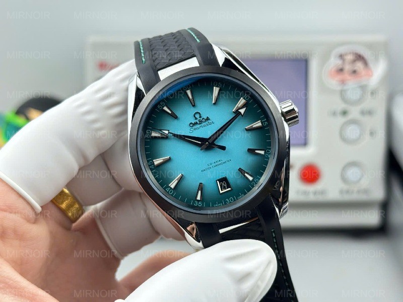 Dong-Ho-Omega-Seamaster-Co-Axial-Replica-11-Mat-Xanh-Luc-Lam-Day-Cao-Su-Xuong-VS-41mm-2.jpg