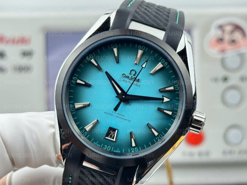 Dong-Ho-Omega-Seamaster-Co-Axial-Replica-11-Mat-Xanh-Luc-Lam-Day-Cao-Su-Xuong-VS-41mm-8.jpg