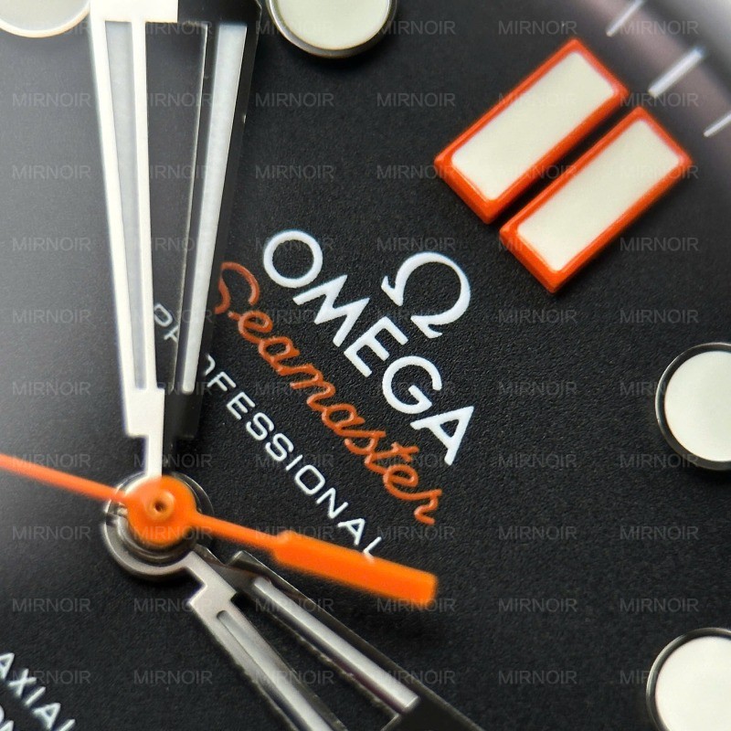 Dong-Ho-Omega-Seamaster-Diver-300M-Replica-11-Mat-Den-May-Calibre-8806-Super-Clone-VSF-42mm-8.jpg