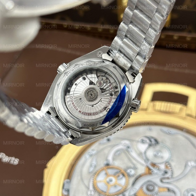 Dong-Ho-Omega-Seamaster-Planet-Ocean-600M-Replica-11-Mat-Den-May-Co-Thuy-Sy-Nha-May-VS-39-4-1024x1024.jpg