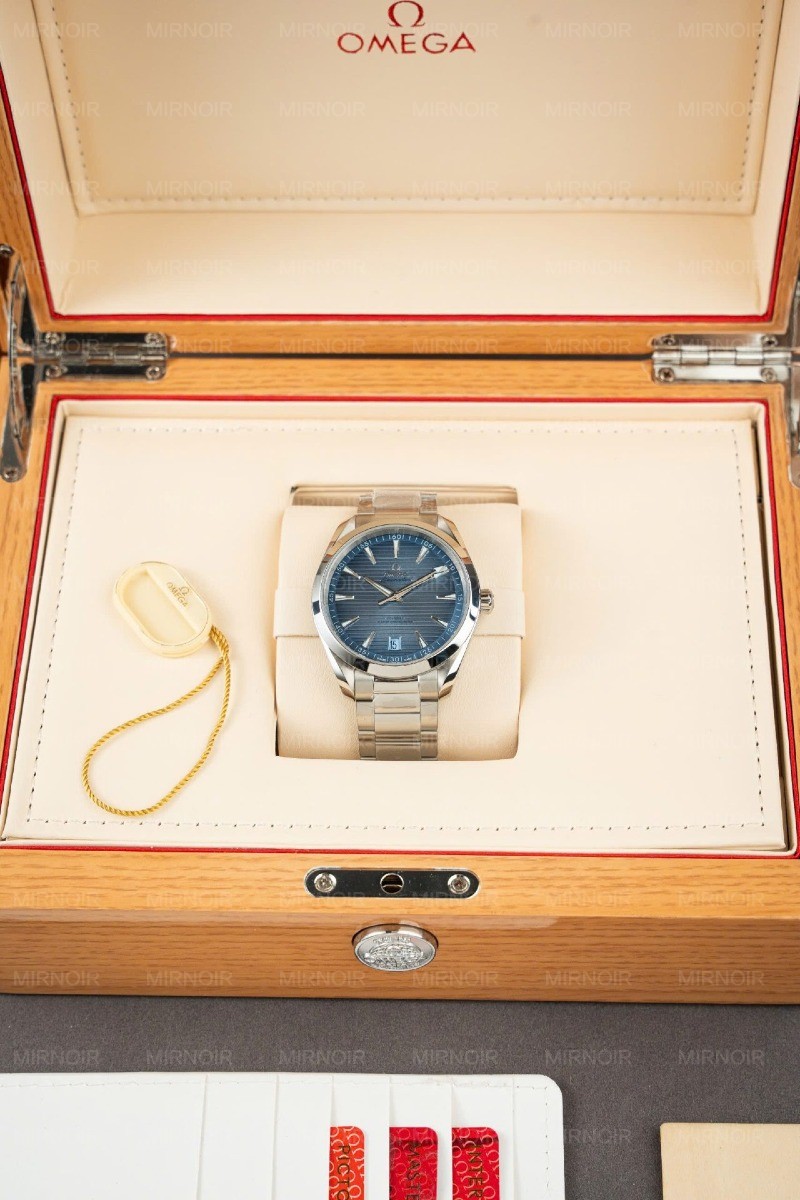 Dong-Ho-Omega-Seamaster-Aqua-Terra-150M-Replica-11-Mat-So-Summer-Blue-Xuong-VS-41mm-5.jpg