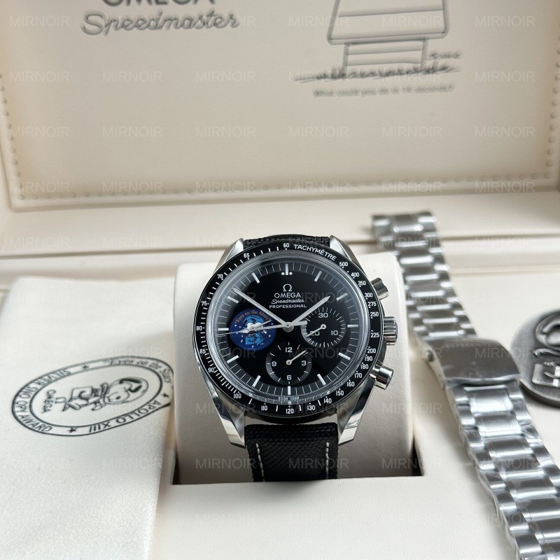 Dong-Ho-Omega-Replica-11-Speedmaster-Silver-Snoopy-Phien-Ban-Ky-Niem-50-Nam-Mat-Den-New-2025-42mm-12.jpg