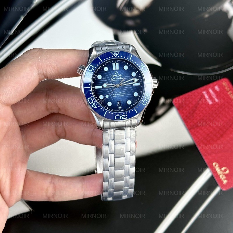 Dong-Ho-Omega-Che-Tac-Seamaster-Summer-Blue-Nha-May-VS-42mm-6.jpg
