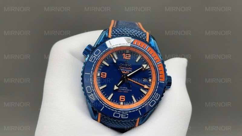 Dong-Ho-Omega-Seamaster-Planet-Ocean-Replica-11-Mau-Xanh-Blue-Day-Cao-Su-Nha-May-VS-45-5.jpg