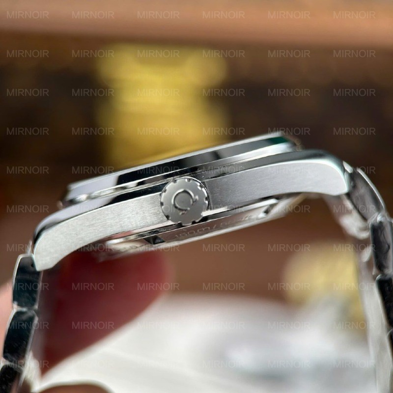 Dong-Ho-Omega-Seamaster-Aqua-Terra-150M-Rep-11-Mat-Xanh-La-Cay-Coc-So-Vang-Nha-May-VS-41mm-5-1024x1024.jpg