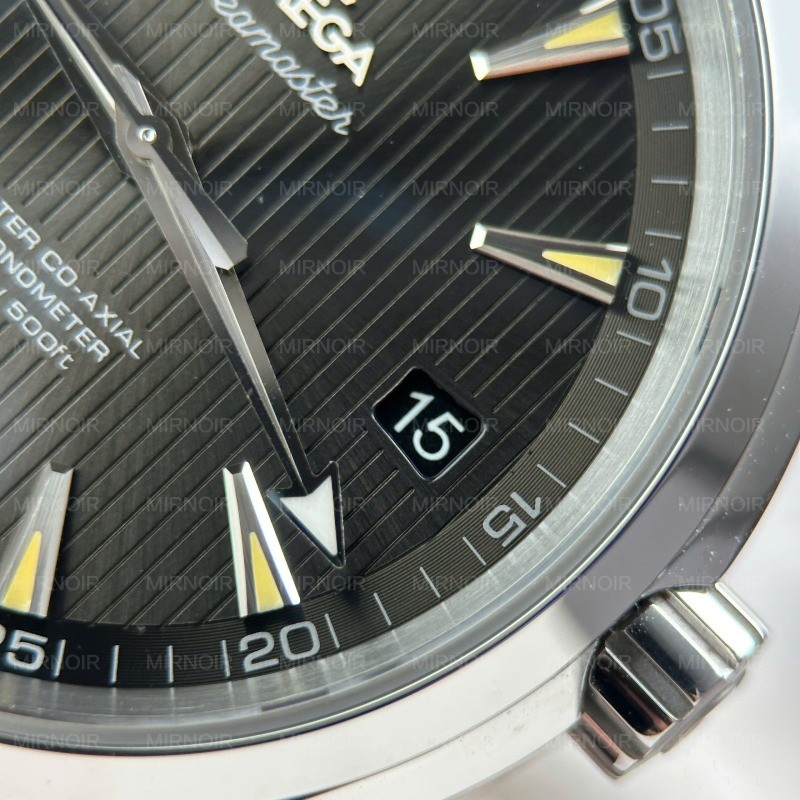 Dong-Ho-Omega-Seamaster-Aqua-Terra-150M-Rep-11-Mat-Xanh-La-Cay-Coc-So-Vang-Nha-May-VS-41mm-6.jpg