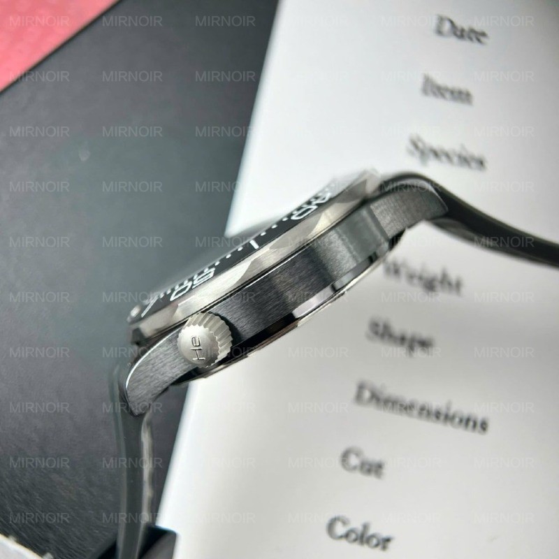 Dong-Ho-Omega-Seamaster-300M-Rep-Cao-Cap-Mau-Den-May-Co-Thuy-Sy-Nha-May-VS-42mm-4-1024x1024.jpg