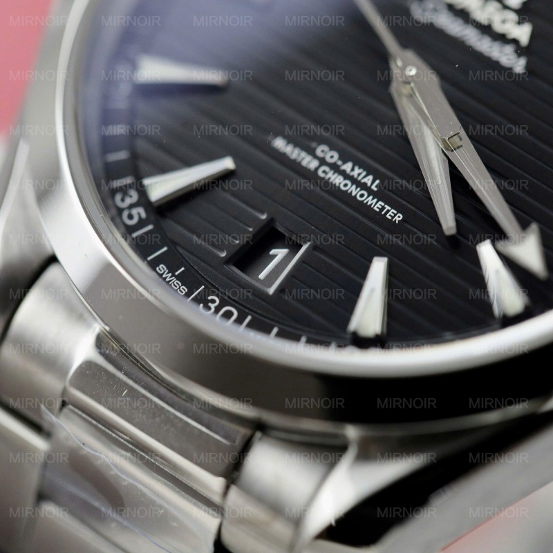 Dong-Ho-Omega-Seamaster-Aqua-Terra-150M-Replica-11-Mat-Den-Ke-Soc-Ngang-Nha-May-VS-41mm-5.jpg