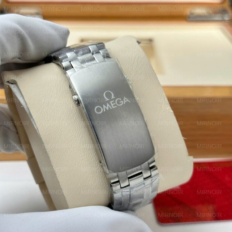 Dong-Ho-Omega-Seamaster-Diver-300M-Replica-11-Mat-Trang-Vien-Gom-Xanh-Xuong-VS-42mm-5-1024x1024.jpg