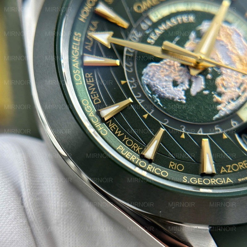 Dong-Ho-Omega-Aqua-Terra-Worldtimer-Replica-11-Mau-Xanh-La-Cay-Day-Cao-Su-Xuong-VS-43mm-6.jpg
