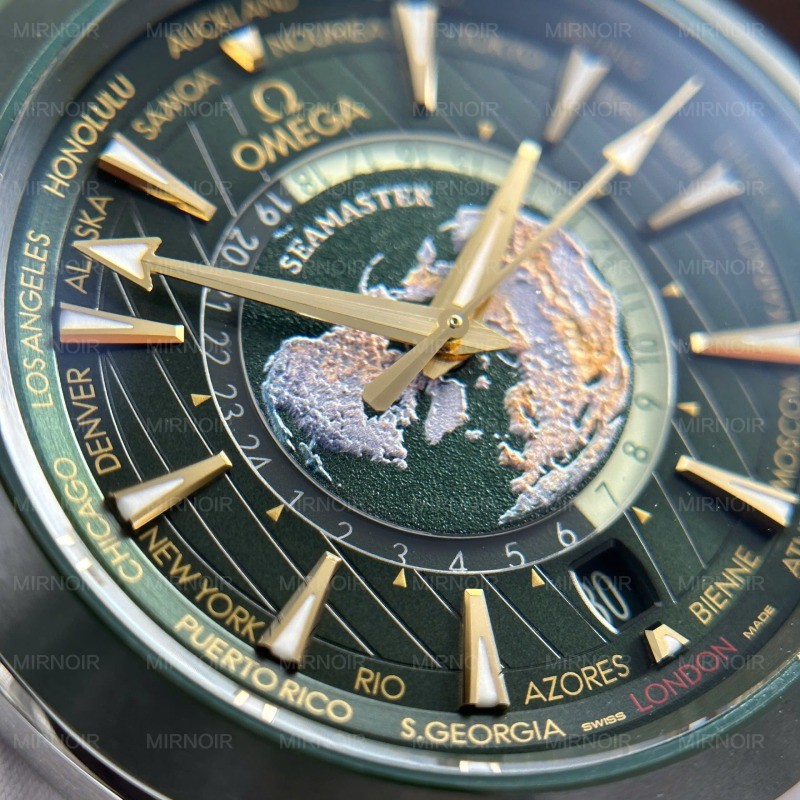 Dong-Ho-Omega-Aqua-Terra-Worldtimer-Replica-11-Mau-Xanh-La-Cay-Day-Cao-Su-Xuong-VS-43mm-7.jpg