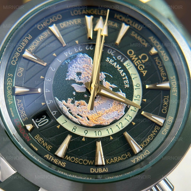 Dong-Ho-Omega-Aqua-Terra-Worldtimer-Replica-11-Mau-Xanh-La-Cay-Day-Cao-Su-Xuong-VS-43mm-9.jpg