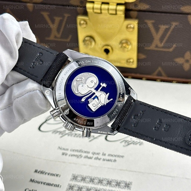 Dong-Ho-Omega-Rep-11-Speedmaster-Apollo-13-Silver-Snoopy-Co-Cot-Tay-Xuong-OM-42mm-3-1024x1024.jpg