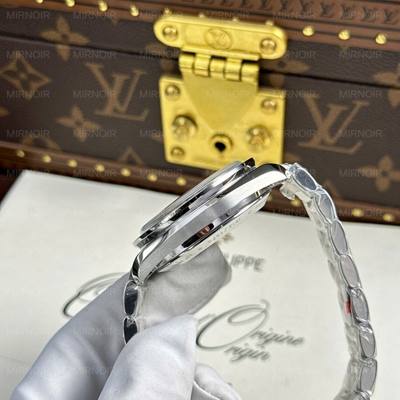 Dong-Ho-Omega-Replica-11-Speedmaster-Apollo-13-Silver-Snoopy-Day-Kim-Loai-Xuong-OM-42mm-5.jpg