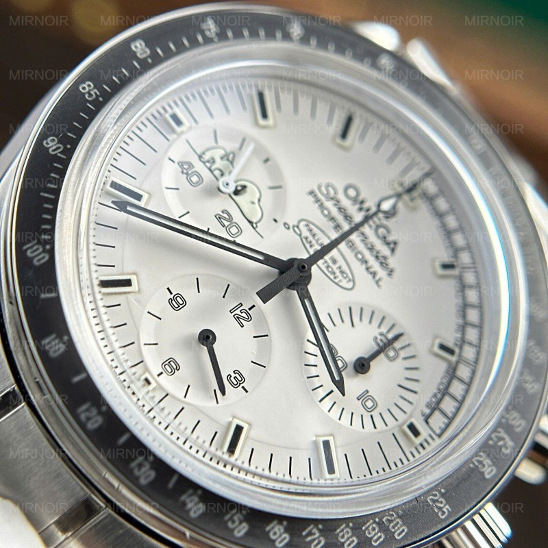 Dong-Ho-Omega-Replica-11-Speedmaster-Apollo-13-Silver-Snoopy-Day-Kim-Loai-Xuong-OM-42mm-7.jpg